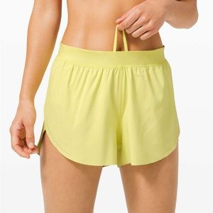 Lululemon find your pace short